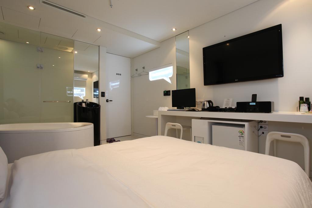 Hotel Pop2 Jongno Сеул Экстерьер фото